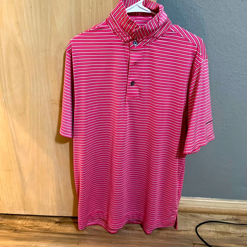 Medium Fotjoy polo! Only worn one time for a tournament